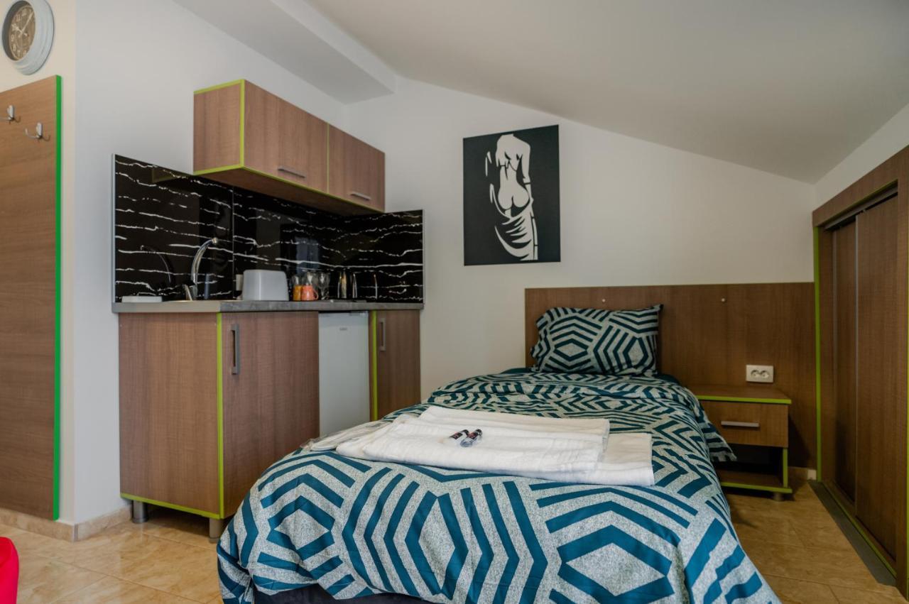 Makedon Apartments Охрид Екстериор снимка