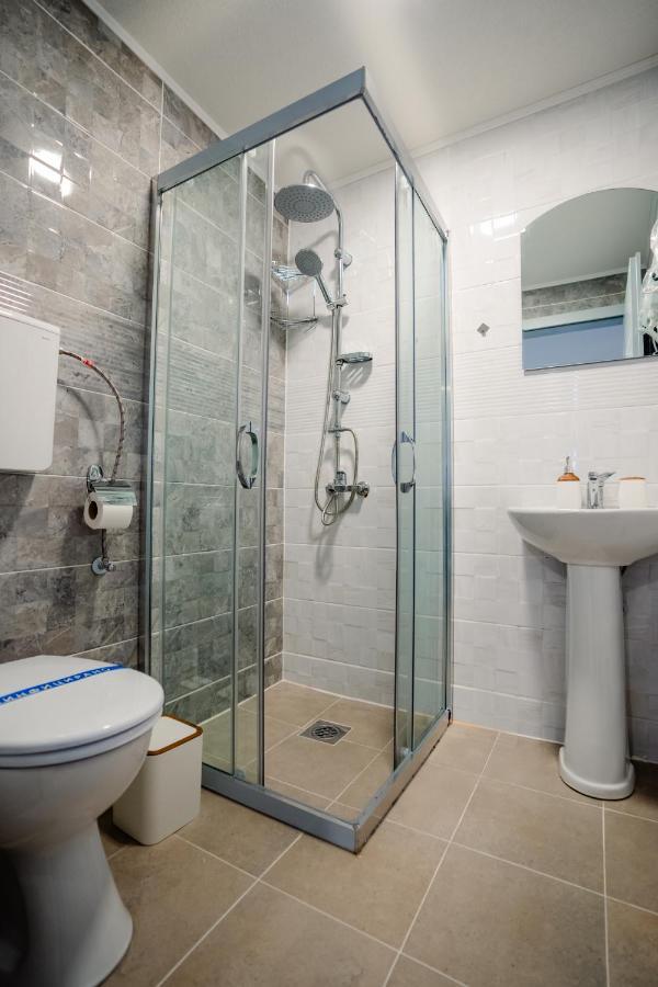 Makedon Apartments Охрид Екстериор снимка